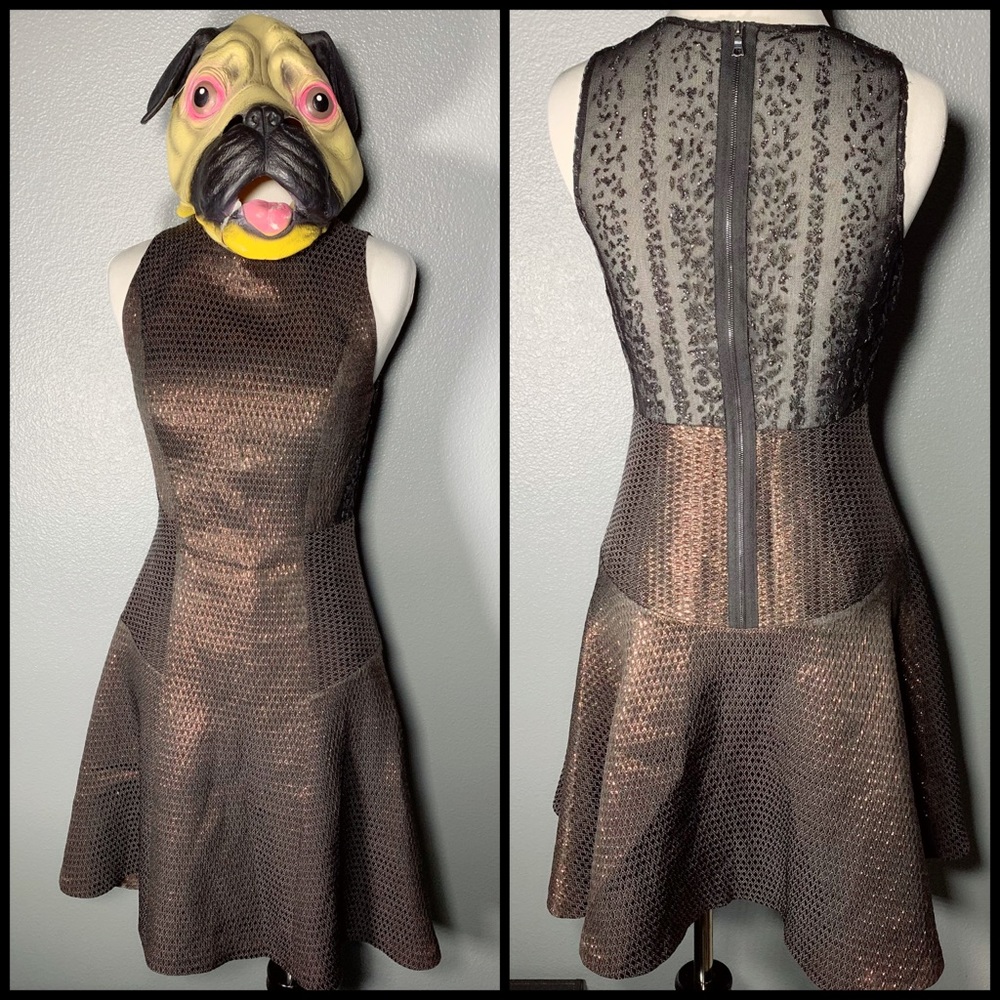 Stunning, PHOEBE COUTURE, metallic, party dress!!